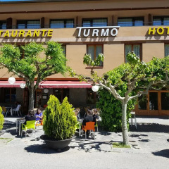 Отель Turmo гостиничный бар