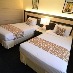 Cebu Grand Hotel 3* Улучшенный номер с различными типами кроватей фото 4