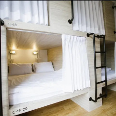 Luz Hostel Бангкок комната для гостей фото 5