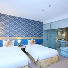 La Casa Hanoi Hotel 4* Улучшенный номер с различными типами кроватей фото 8