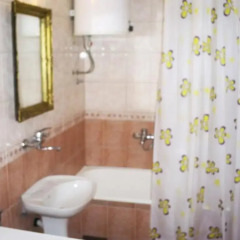 Отель Hostel Ruler Сербия, Белград - отзывы, цены и фото номеров - забронировать отель Hostel Ruler онлайн ванная