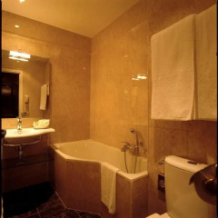 Отель Amarante Beau Manoir Стандартный номер с различными типами кроватей фото 5