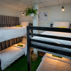 Victory Park Hostel Стандартный номер фото 5