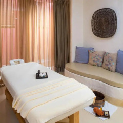 Отель Escape Hua Hin спа