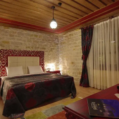 Elevres Stone House Hotel 4* Люкс повышенной комфортности с различными типами кроватей фото 16