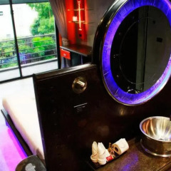 Nicky's Handlebar Hotel удобства в номере