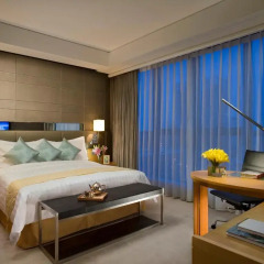 Отель Ascott Raffles City Beijing 4* Апартаменты Премиум с различными типами кроватей фото 2
