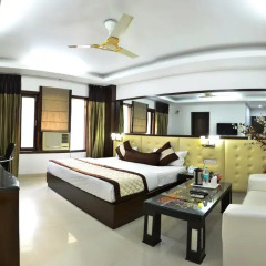 Отель Sohi Residency 3* Номер Делюкс с различными типами кроватей фото 4