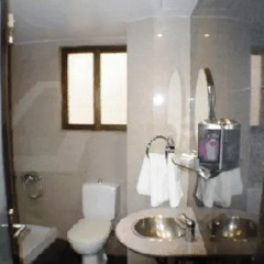 Hotel Niki Piraeus 2* Улучшенный номер с разными типами кроватей фото 4