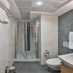 Отель The Pera Hill 4* Номер категории Эконом с различными типами кроватей фото 4