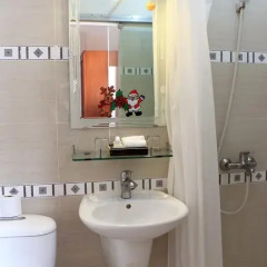 Giang Son 2 Hotel 2* Улучшенный номер с различными типами кроватей фото 7