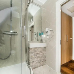 Отель 88 Studios Kensington Апартаменты с различными типами кроватей фото 36