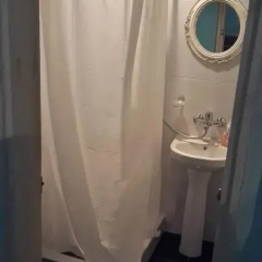 Отель City Center Hostel Армения, Ереван - отзывы, цены и фото номеров - забронировать отель City Center Hostel онлайн ванная фото 2