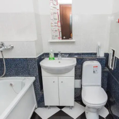 Апартаменты Petal Lotus Apartments on Tsiolkovskogo ванная