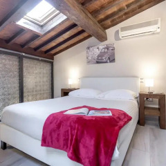 Отель Home Boutique Santa Maria Novella 3* Представительский номер с различными типами кроватей фото 3