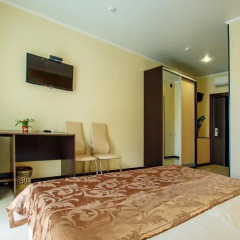 Гостиница Guest House Golden Kids Стандартный номер с 2 отдельными кроватями фото 3