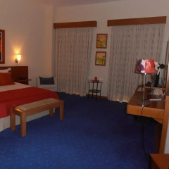 Hotel Dom Jorge de Lencastre 3* Стандартный номер двуспальная кровать фото 7