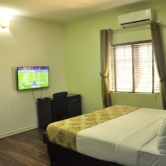 De Brit Hotel удобства в номере