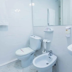 Отель Hostal Ramos Улучшенный номер фото 4
