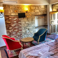 Отель Parmis Boutique House 3* Номер Делюкс фото 14