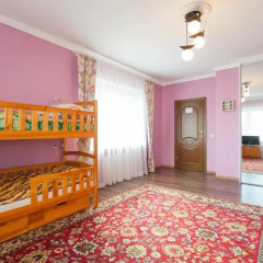 Hostel Papa House Кровать в женском общем номере с двухъярусной кроватью