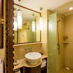 Отель Duangjitt Resort, Phuket 5* Номер Делюкс фото 21