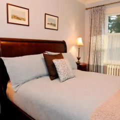 Отель Haddon House Bed & Breakfast Канада, Бурнаби - отзывы, цены и фото номеров - забронировать отель Haddon House Bed & Breakfast онлайн комната для гостей фото 4