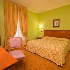 Hotel Laurentia 3* Стандартный номер с двуспальной кроватью фото 5