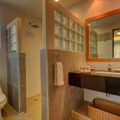 Отель Riviera Maya Suites Люкс с различными типами кроватей фото 28