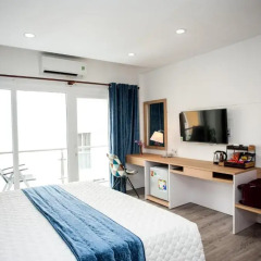 Отель LaLuna Saigon 3* Представительский номер с различными типами кроватей фото 2