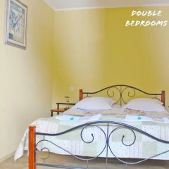 Отель Red Fox Guesthouse Стандартный номер с двуспальной кроватью (общая ванная комната) фото 6