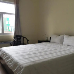 Jade Hotel 3* Стандартный семейный номер с двуспальной кроватью