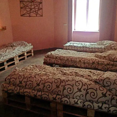Hostel Lighthouse Lviv комната для гостей