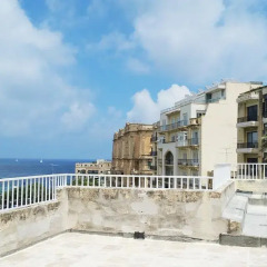 Inhawi Hostel Люкс