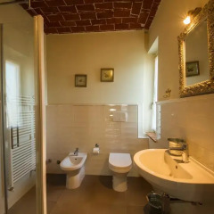 Отель B&B La Casa nel Vento Италия, Виньяле-Монферрато - отзывы, цены и фото номеров - забронировать отель B&B La Casa nel Vento онлайн ванная фото 2