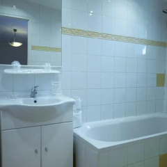 Отель Hôtel La Fiancée Du Pirate Франция, Ницца - отзывы, цены и фото номеров - забронировать отель Hôtel La Fiancée Du Pirate онлайн ванная фото 3