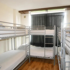 Отель Kensal Green Backpackers 1 Кровать в общем номере с двухъярусной кроватью фото 3