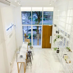 Everyday Sunday Social Hostel интерьер отеля