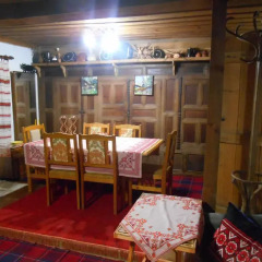 Отель Sunbeam Holiday Home Сливен в номере