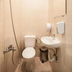 Отель Sofia Central Guest Rooms ванная