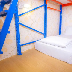 Отель Glur Bangkok Стандартный номер двухъярусная кровать фото 12