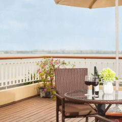 Отель Somerset West Lake Hanoi 4* Представительский номер с различными типами кроватей