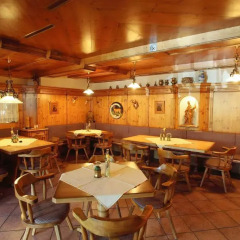 Отель Franzlhof Австрия, Зёлль - отзывы, цены и фото номеров - забронировать отель Franzlhof онлайн гостиничный бар