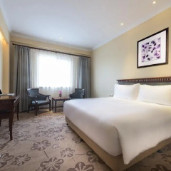 Отель Mercure Shanghai Hongqiao Airport 4* Улучшенный номер с различными типами кроватей