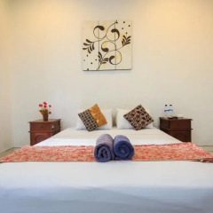Отель RedDoorz @ Melati Kartika Plaza 2* Стандартный номер с различными типами кроватей фото 4