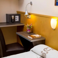 Отель Hostal Barcelona Стандартный номер фото 11