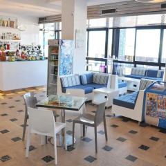 Hotel Adelphi гостиничный бар