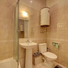 Гостиница Longo Apartment Griboedova 9 в Санкт-Петербурге отзывы, цены и фото номеров - забронировать гостиницу Longo Apartment Griboedova 9 онлайн Санкт-Петербург ванная фото 2