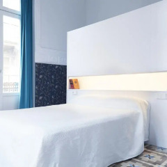 Отель L'Esplai Valencia Bed and Breakfast 3* Улучшенный номер с различными типами кроватей фото 3
