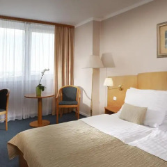 Orea Hotel Pyramida 4* Стандартный номер разные типы кроватей фото 5